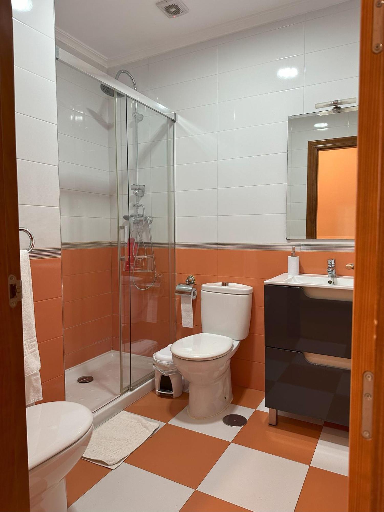 Hostal Avenida Табернас Екстериор снимка